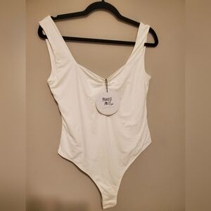 WHITE BODYSUIT SIZE 10
